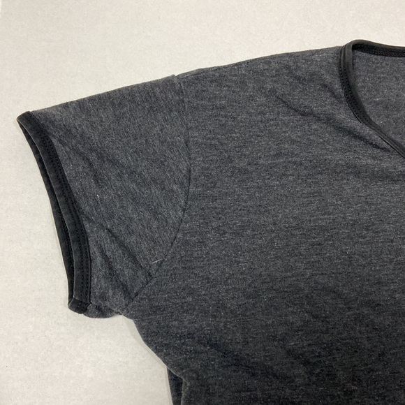 Fila fitted crop tee - Picture 4 of 7